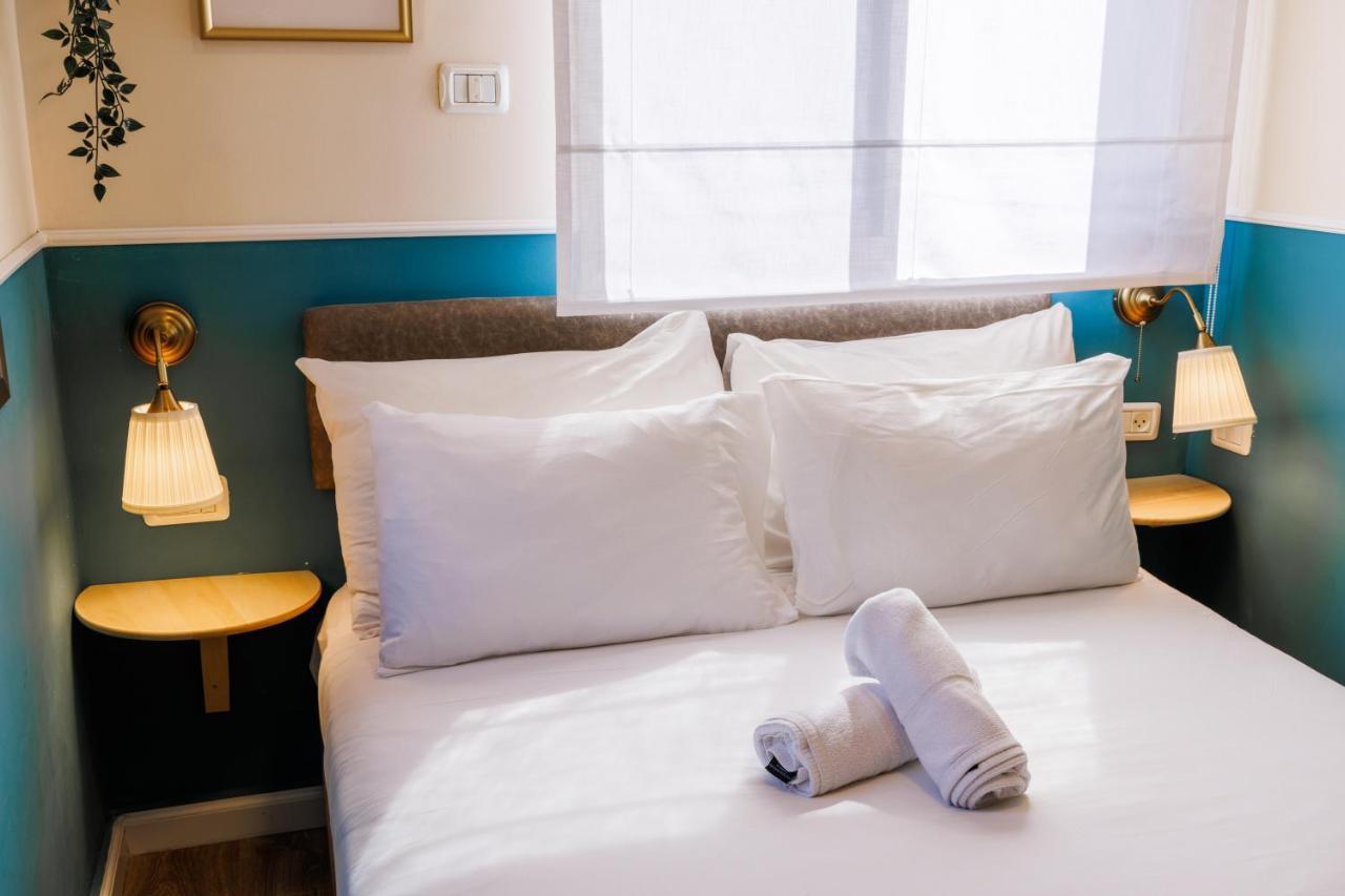 Domus Bat Galim Hotel Haifa Bagian luar foto