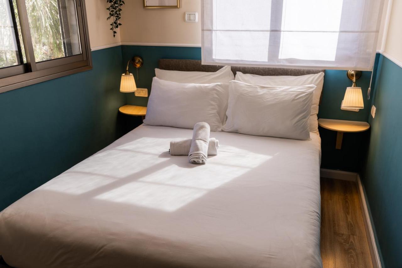 Domus Bat Galim Hotel Haifa Bagian luar foto