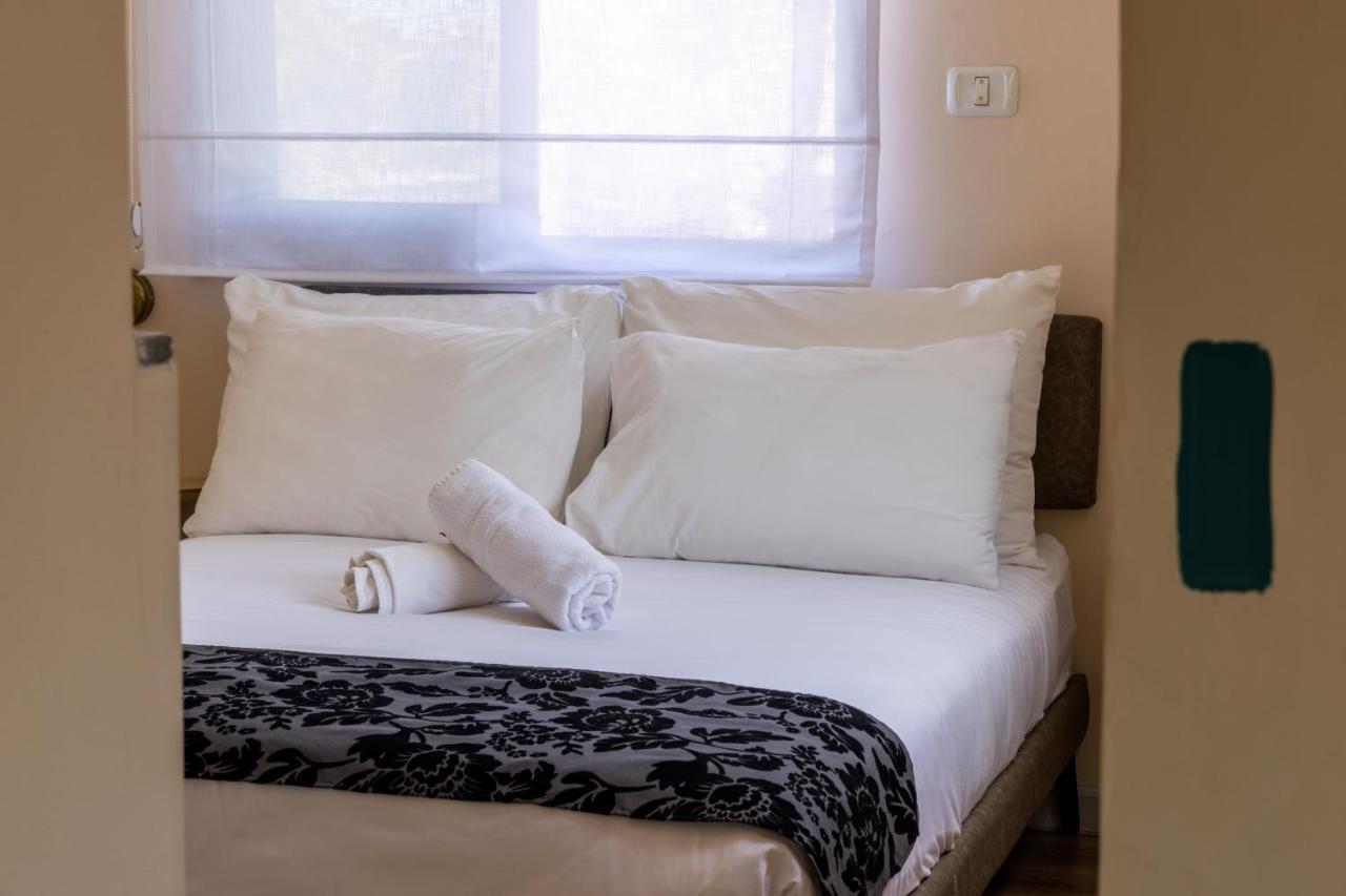 Domus Bat Galim Hotel Haifa Bagian luar foto