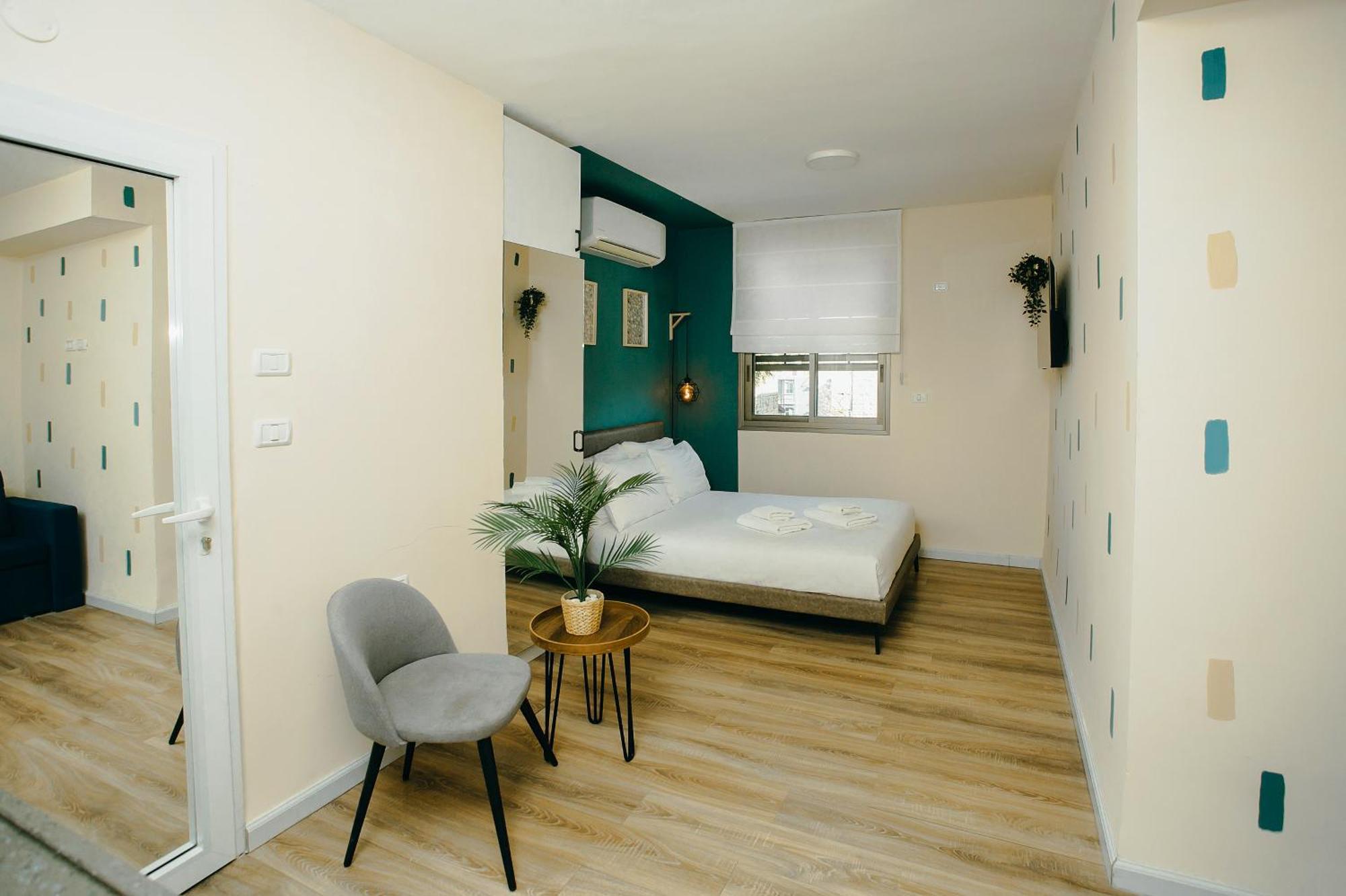 Domus Bat Galim Hotel Haifa Bagian luar foto
