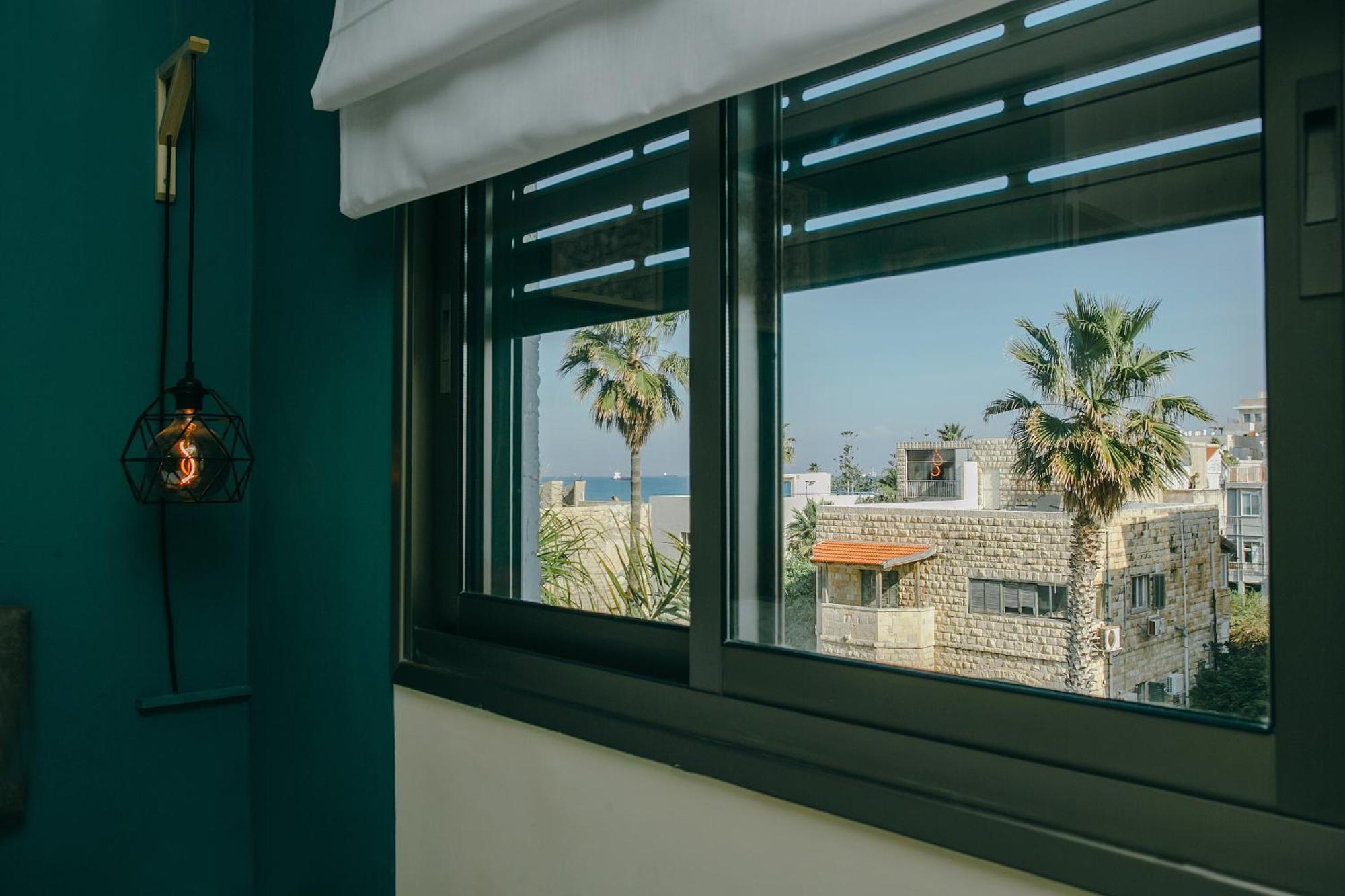 Domus Bat Galim Hotel Haifa Bagian luar foto
